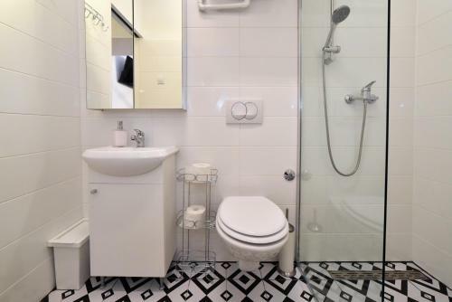 New And Modern Studio Apartment King M