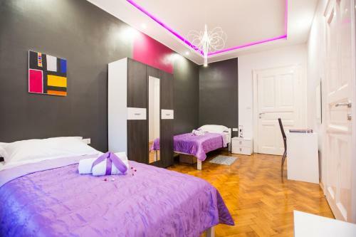 Apartment Center Four Stars