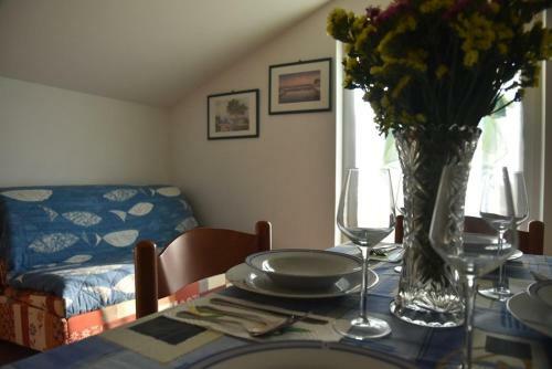 Anita's Terrace Apartment
