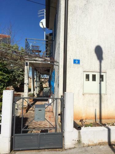Apartments Ivas