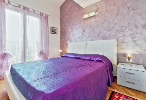 Hostal Aurora House With Apartments