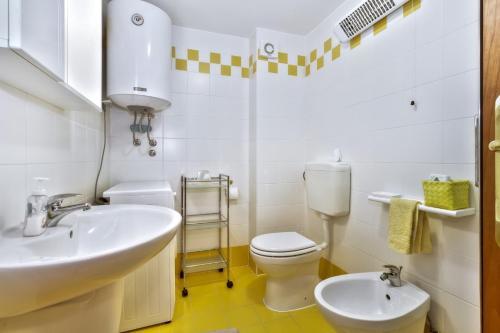 Hostal Diana House With Apartments