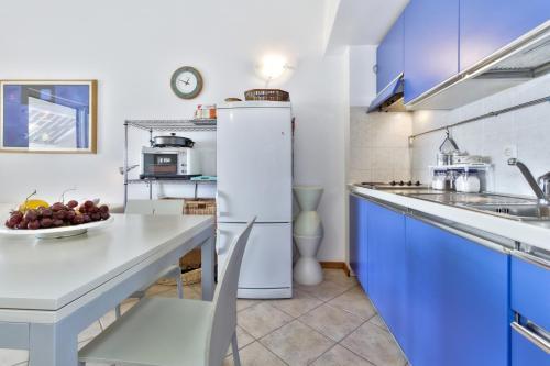 Hostal Diana House With Apartments