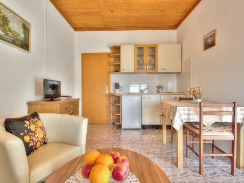 Hostal Paradinovic House With Apartments