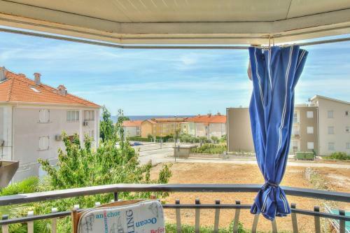 Hostal Nadia House With Apartments