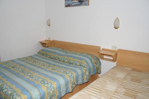 Apartments By The Sea Zaostrog (makarska) - 2649