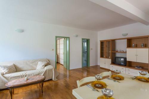 Holiday Home Zaton
