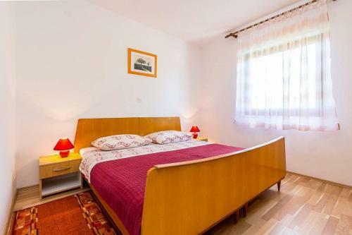 Holiday Home Snjezana