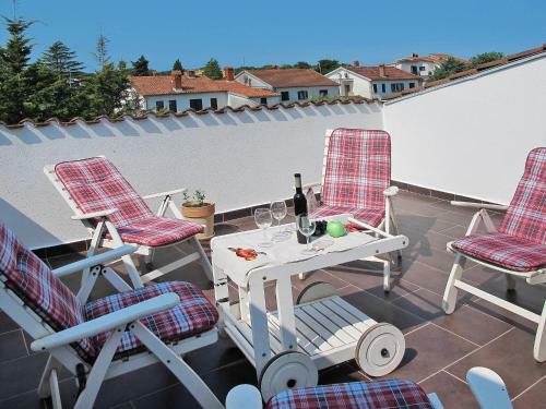 Holiday Home Haus Divna (pul578)