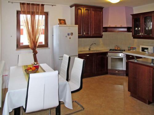 Apartment Haus Anelis (pul153)