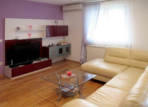 Apartment Haus Anelis (pul153)