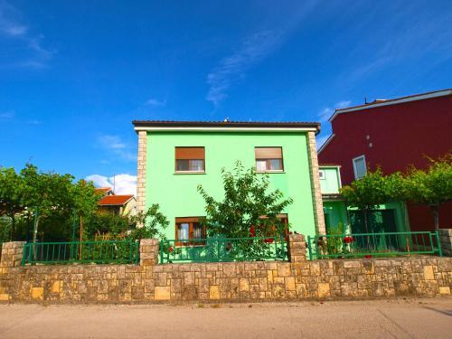 Apartments Green 390