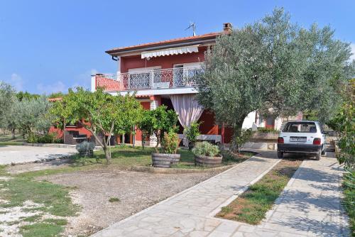 Apartment With Nice Terrace 684