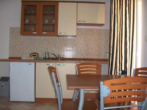 Seafront Apartments Sukosan (3470)