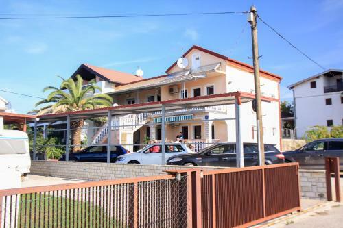 Apartments Azuro