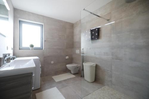Villa Olive Garden Apartments