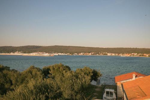 Apartments By The Sea Sukosan (zadar) - 10418
