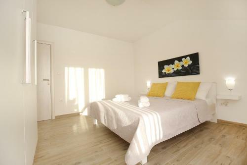 Apartments Nada