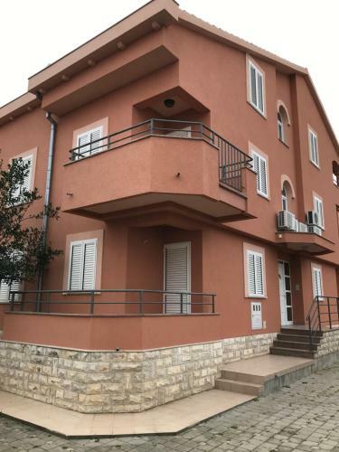 Apartments Juran Sukosan