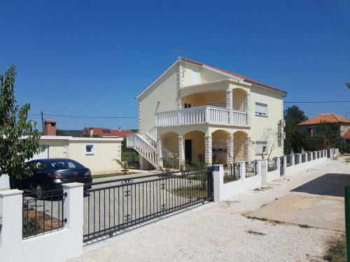 Holiday House With A Parking Space Sukosan (zadar) - 16398