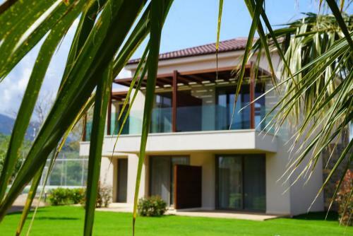Hotel Almyros Beach