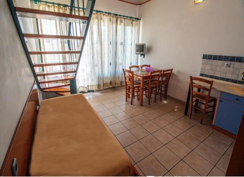 Aparthotel Nireas Studios & Aparts