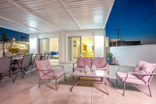 Villa White Passion