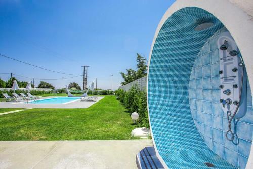 Villa White Passion