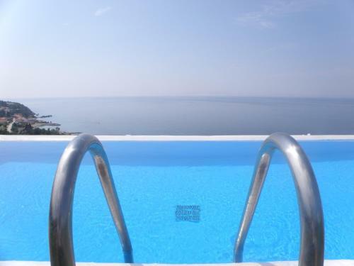 Apartamento Koumaros Hotel