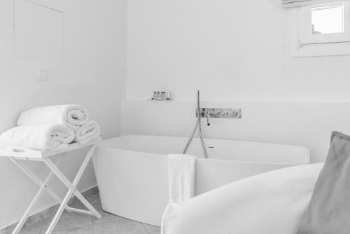 Hotel Capo Di Mykonos Resort