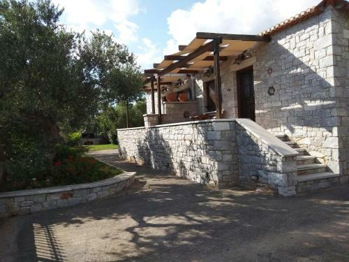 Atha-tina:traditional Stone Homes