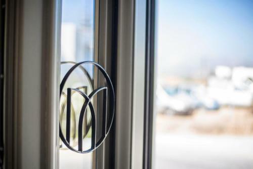 Melidron Luxury Hotel & Suites