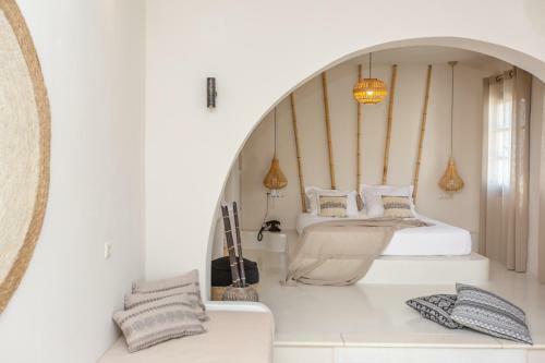 Hotel Ampelos Inn
