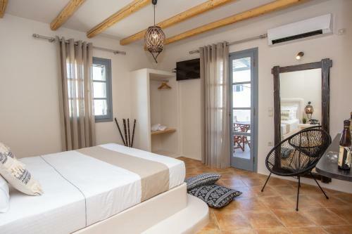 Hotel Ampelos Inn