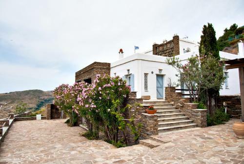 Aenaos Villa, Tinos