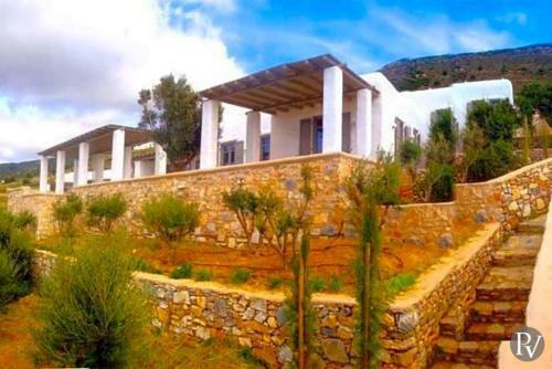 Paros Villa Sleeps 10 Pool