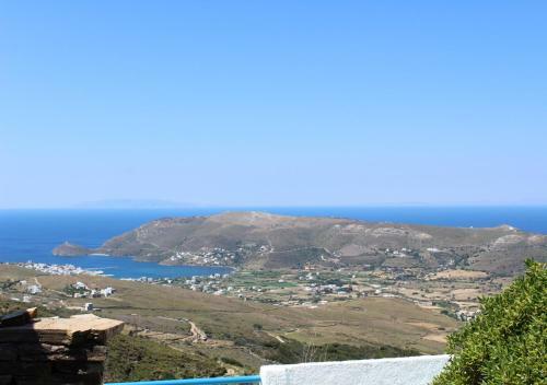 Villette Adonis Andros