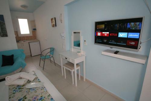Alexandros Studios