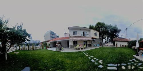 Apartamento Elena Rooms-apartments