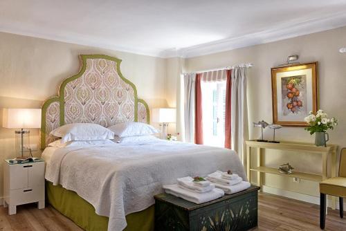 Apartamento Achillion Liston Suites