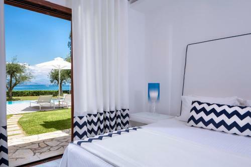 Dassia Villa Sleeps 6 Pool Air Con Wifi