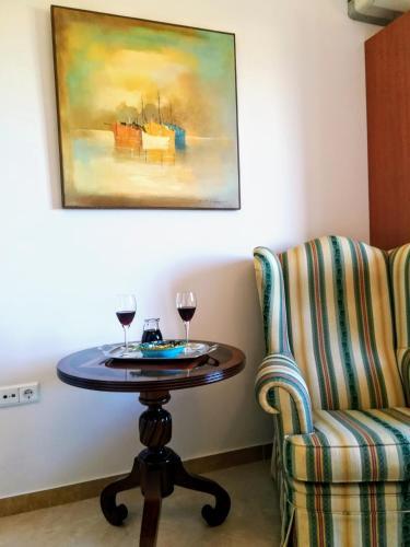 Hostal Amforeas Retreat Guesthouse