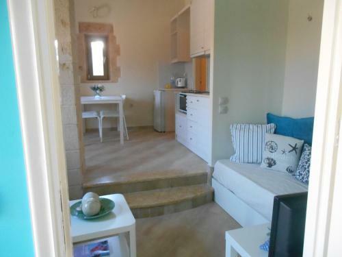 Arapakis Apartment 2