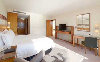 Four Seasons Hotel London At Canary Wharf