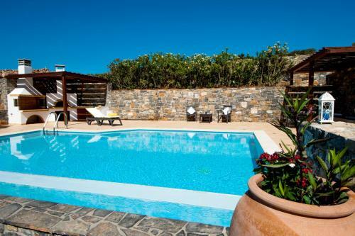 Maris Luxury Villa