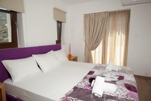 Maris Luxury Villa