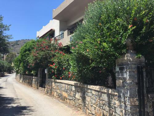 Janet's Apartments Elounda
