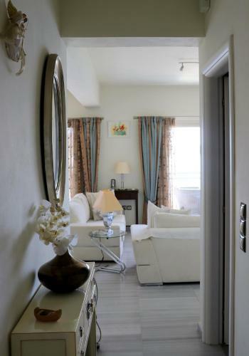 Grand Bleu Apartments&villas