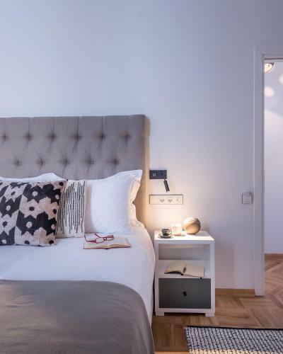 Hotel Shapes Luxury Suites