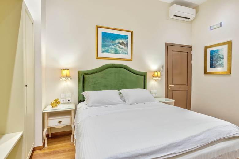 Hostal 1844 Suites